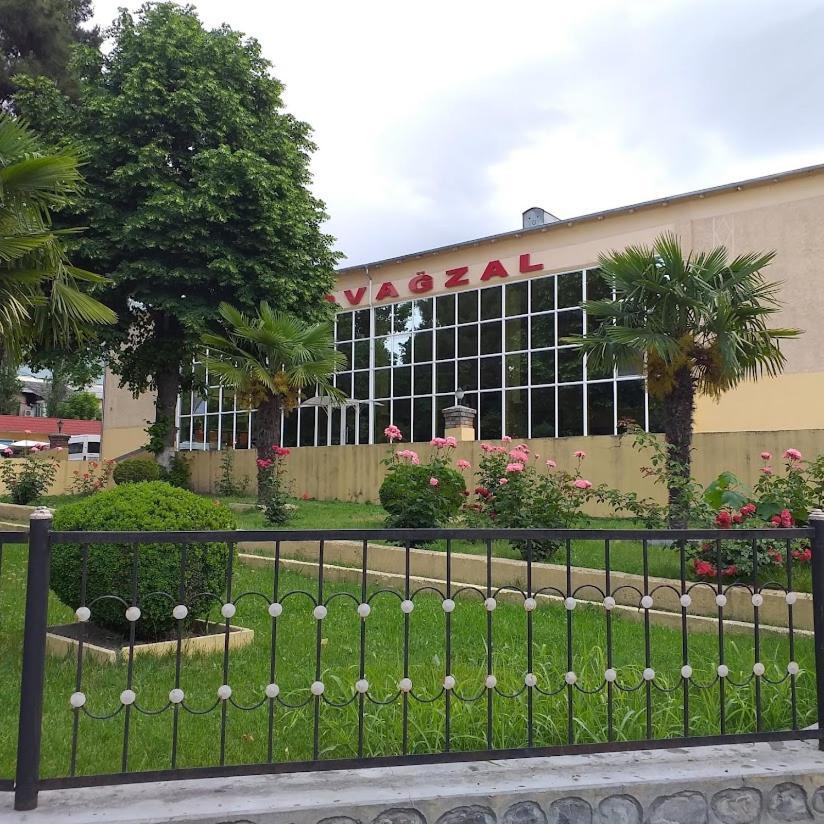 Sheki Avtovagzal Motel المظهر الخارجي الصورة